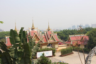 东南亚风格寺庙建筑群