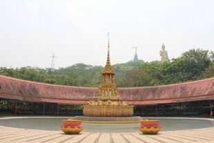 庄严佛塔庭院景观