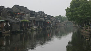 江南水乡古巷河道风景