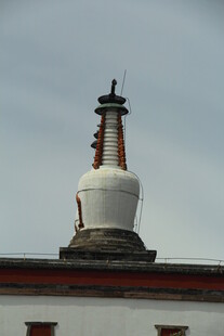 藏式白塔屋顶景观
