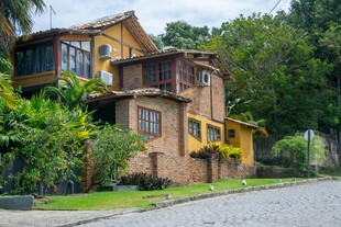 复古风格独栋房屋外观