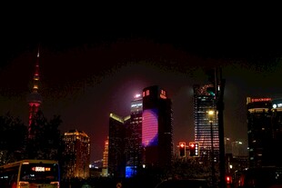 上海璀璨夜景的城市风光
