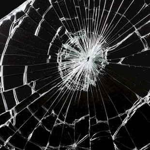 破碎的玻璃特写