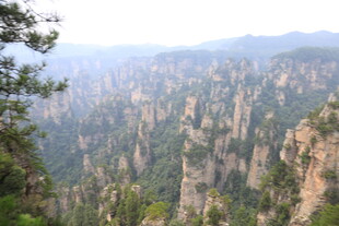 壮丽张家界奇峰景观