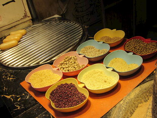 多彩烘焙食材展示