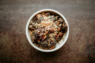 一碗美味的混合食材