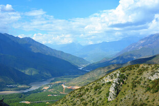 壮丽山谷风光美景 稻城