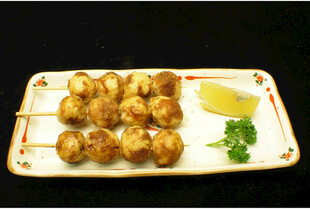 美味鸡肉串摆盘精致