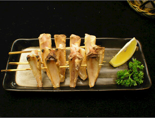 柠檬鸡肉串摆盘精美