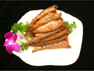 香煎带鱼摆盘精致