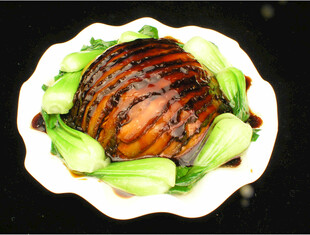 红烧东坡肉配青菜