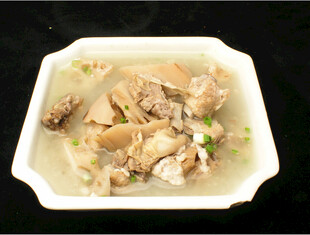 美味鸡汤豆腐煲