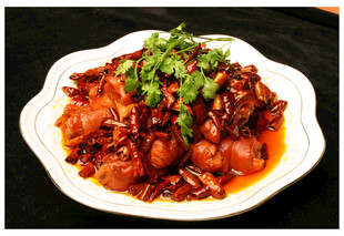 香辣美味红烧猪蹄