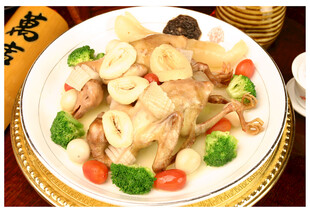 美味海鲜炒时蔬