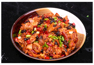 美味香辣干锅鸡块