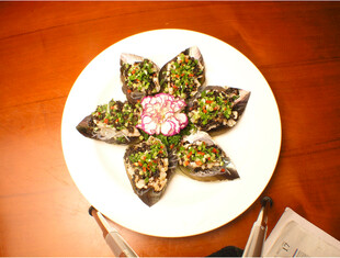 创意花朵造型茄子美食