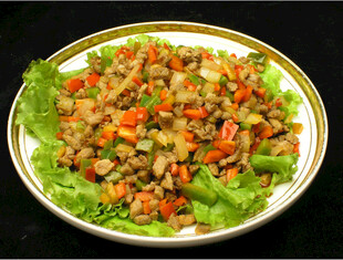 彩椒肉末配生菜