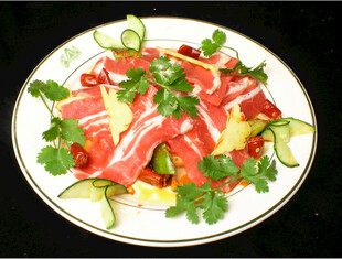 美味鲜切牛肉拼盘