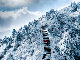九华山花台雪景