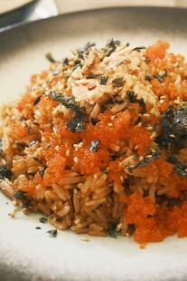 美味三文鱼炒饭