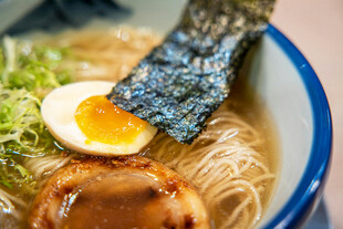 美味日式拉面特写