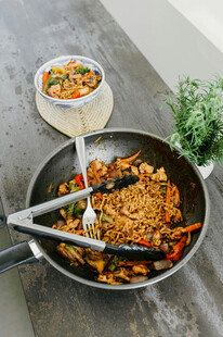 锅中美味佳肴待享用