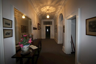 复古风格的温馨走廊