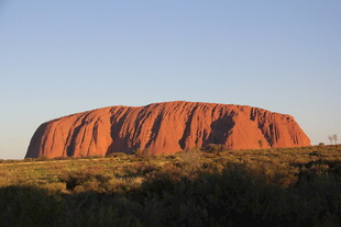 澳大利亚乌鲁鲁巨石风光