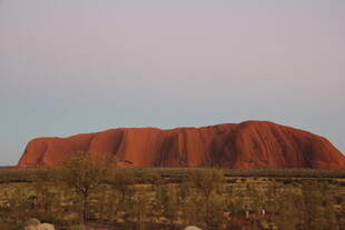 澳大利亚乌鲁鲁巨石景观