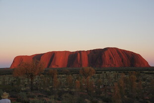 澳大利亚艾尔斯岩壮丽景观