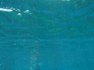 蓝绿色调抽象水彩纹理画面