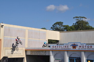 现代风格建筑外观