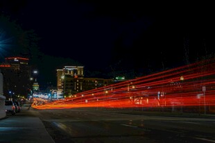 城市夜景车流光影轨迹