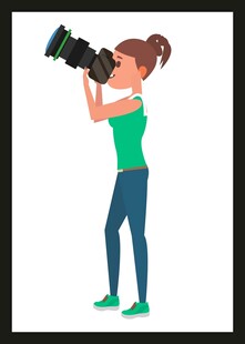 女性摄影师专注拍摄瞬间