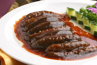 红烧海参摆盘精致诱人