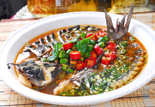 香辣美味清蒸鱼