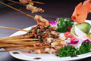 美味多样烤串拼盘