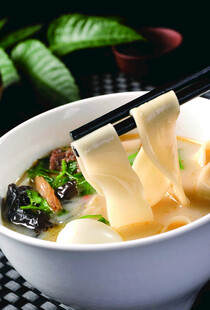 美味鲜香的特色手工宽面