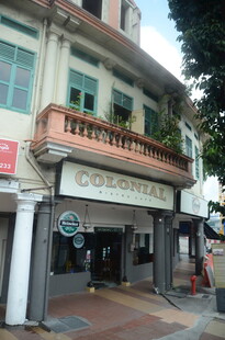 复古风格街边特色店铺