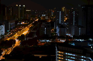 城市夜景俯瞰图