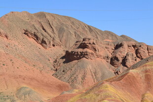 壮丽多彩的丹霞地貌景观