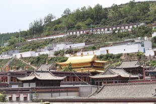 山间古寺建筑群