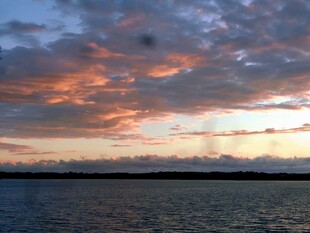 海上绚丽晚霞景观