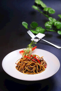 美味黑椒牛柳意面