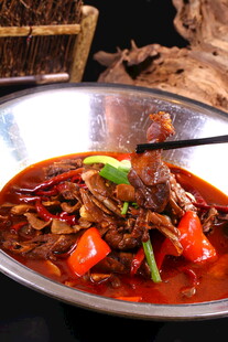 香辣美味茶油鸭