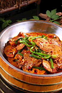 美味香辣热卤四合一