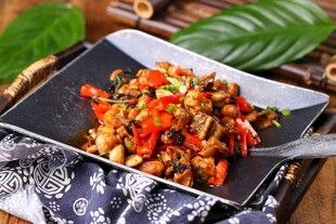 美味香辣铁铲蛙