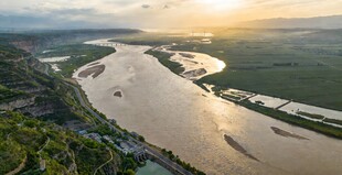 壮丽黄河日出景观