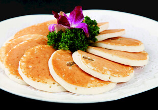 美味煎饼摆盘精致