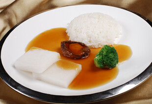 鲍汁鳕鱼配米饭营养餐